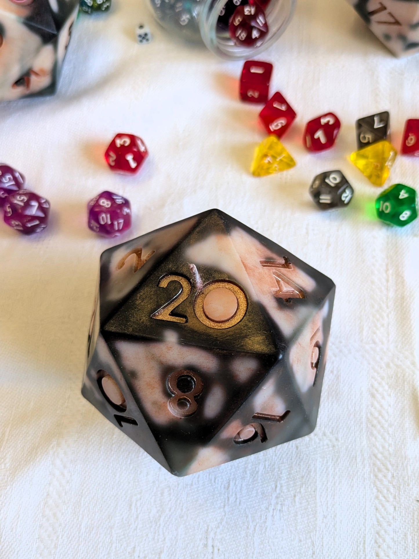 D20 Soy Wax Candle – Coffee