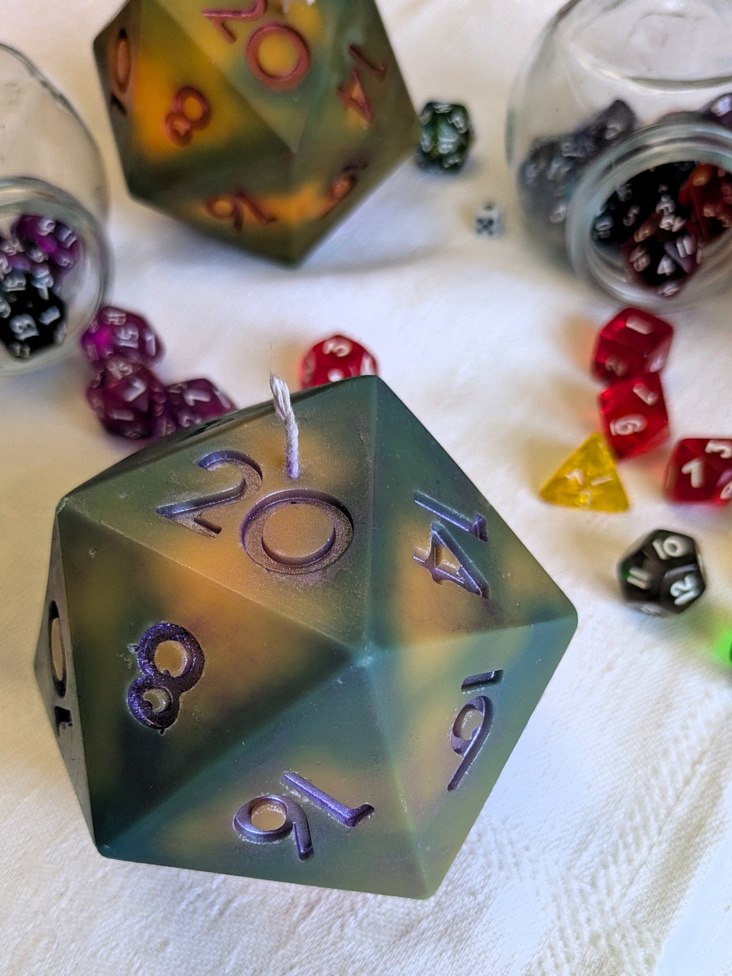 D20 Soy Wax Candle – Holly Smokes